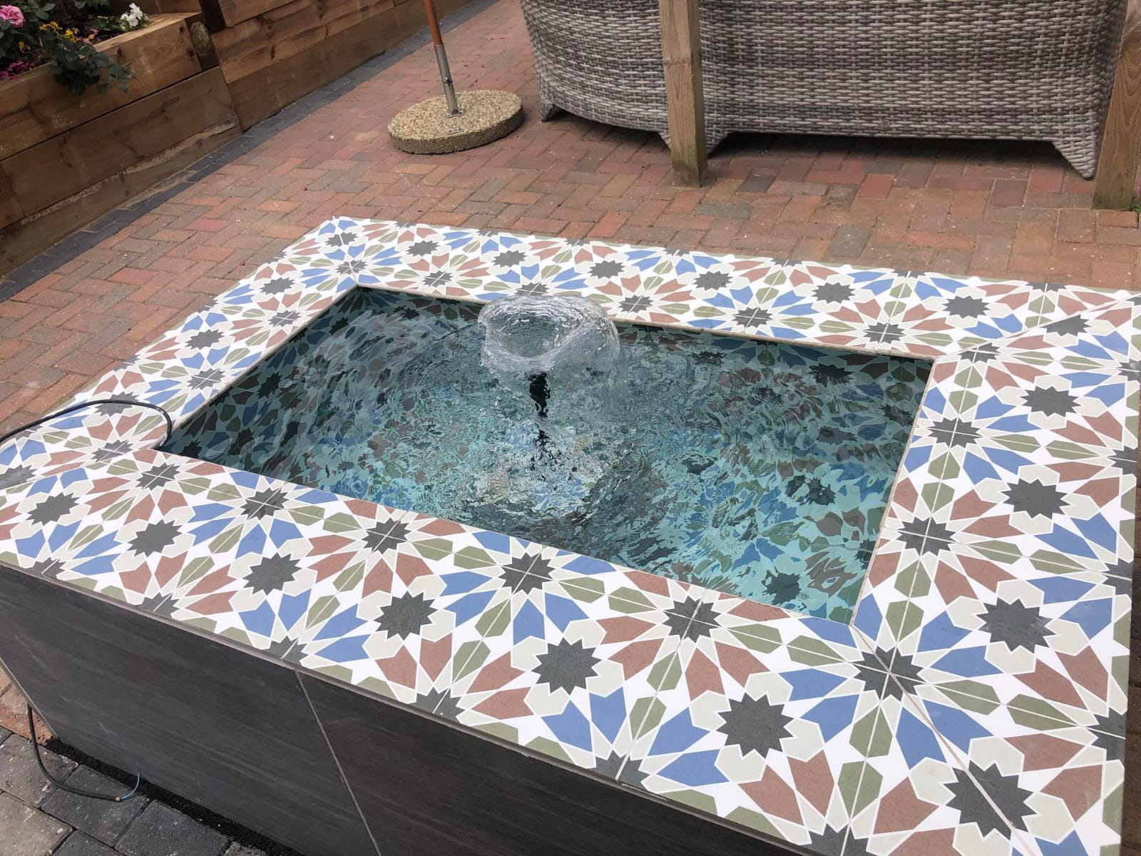 Contemporary water feature design